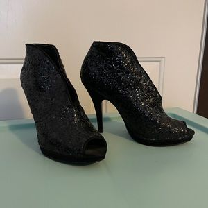 High heel shoes